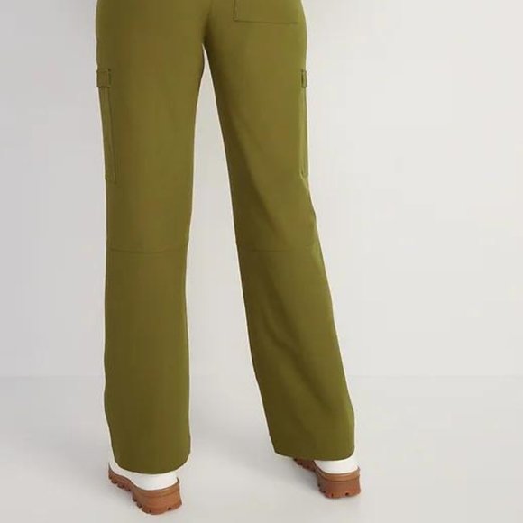 Old Navy High-Waisted  StretchTech Water-Repellent Straight Cargo Pants New - Picture 5 of 13